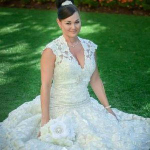 SOLD Wedding Dress size 4/6